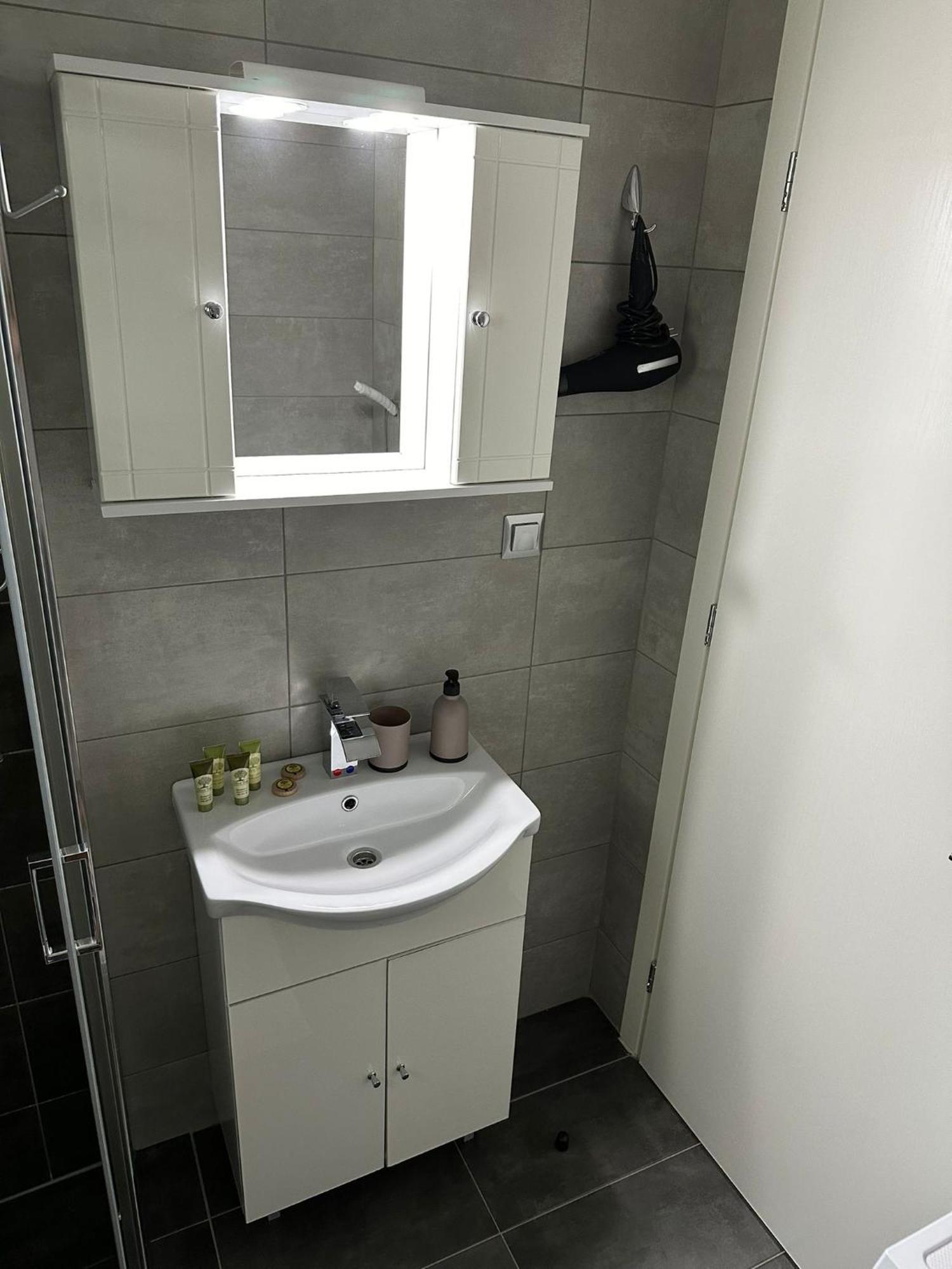 Ferienwohnung Όμορφο Δυάρι Με Βεράντα.! Kalamata Exterior foto